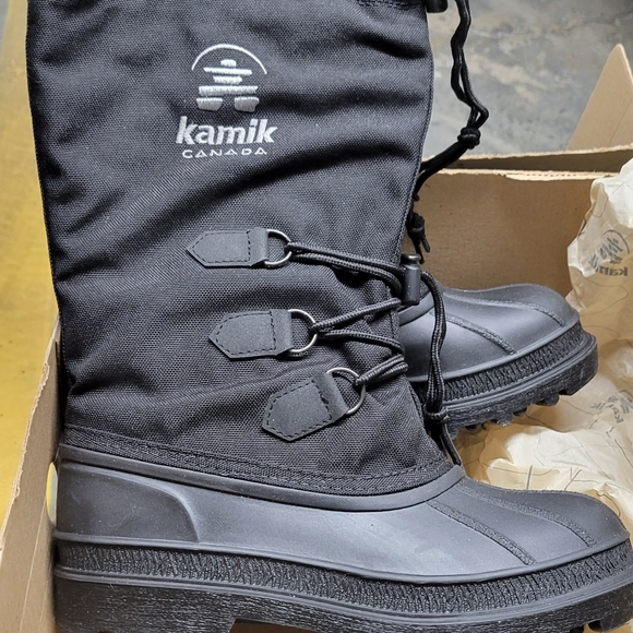 Kamik Winter Boots - Picture 3 of 4
